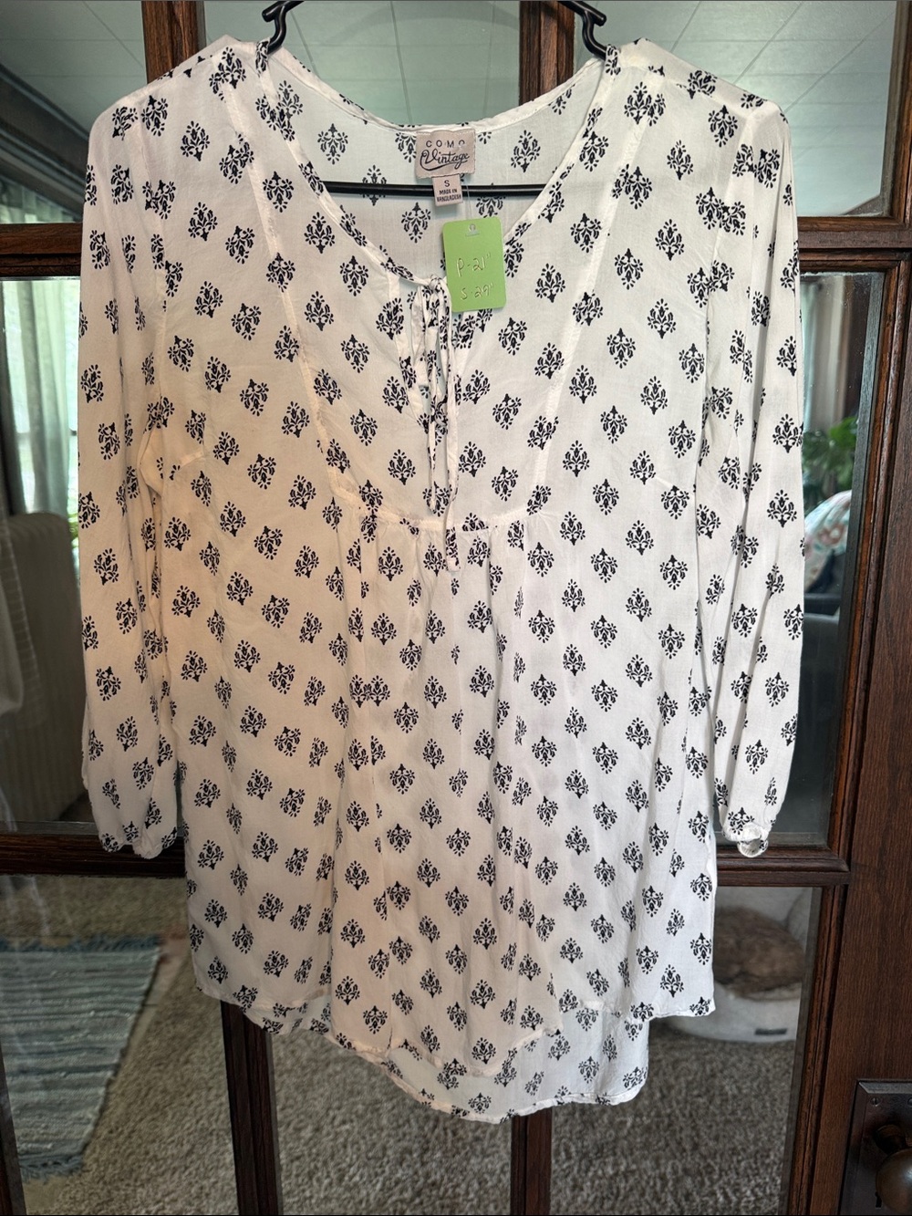 Como Vintage White Blouse with Black Floral Motif